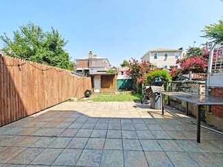 Building Photo - 3324 Hone Ave