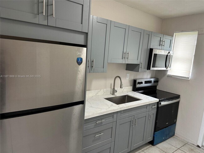 Foto del edificio - 4210 SW 25th St