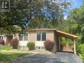 Building Photo - 331 Roywood Crescent