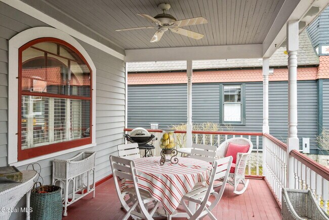 Foto del edificio - 69 Union Ave