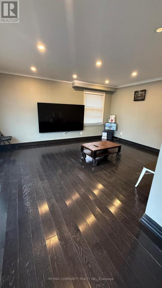 Building Photo - 591 Harmony Rd S