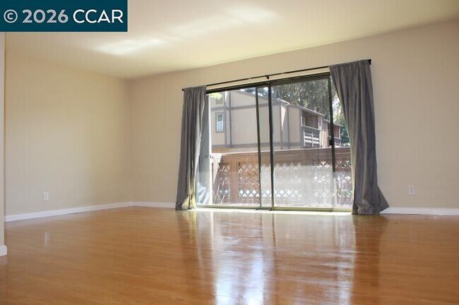 Foto del edificio - 507 Chabre Ct