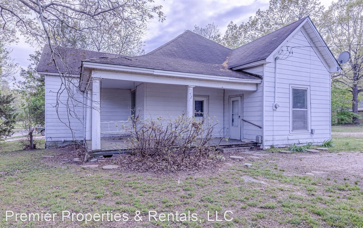Primary Photo - 3 br, 2 bath House - 1729 W Matthews