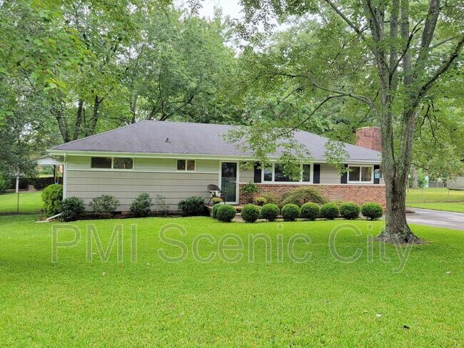Photo - 709 James Ave House