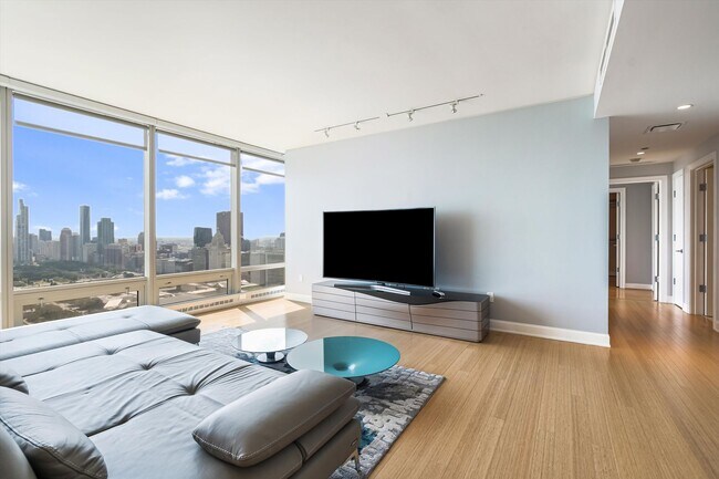 Foto del edificio - True Luxury Living_2b2b Condo at 340 On The Park