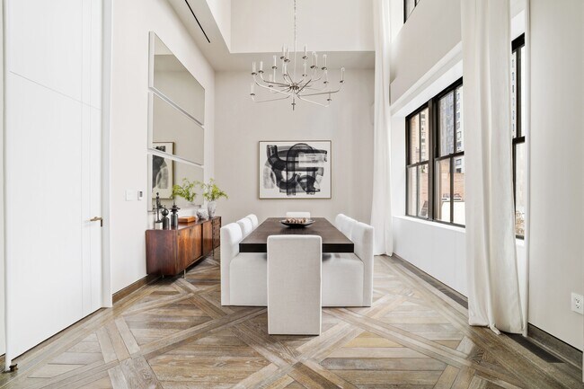 Foto del edificio - 111 W 57th St
