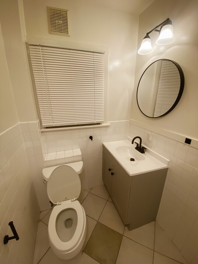Foto del edificio - 315 E 15th St