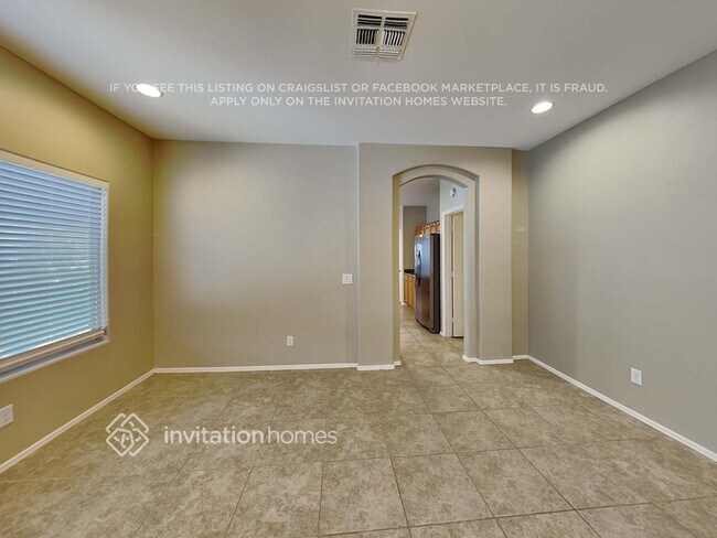 Building Photo - 3717 E Remington Dr