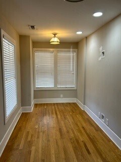 Foto del edificio - Gorgeous 2 Bedroom 2 Bath Single Family Ho...