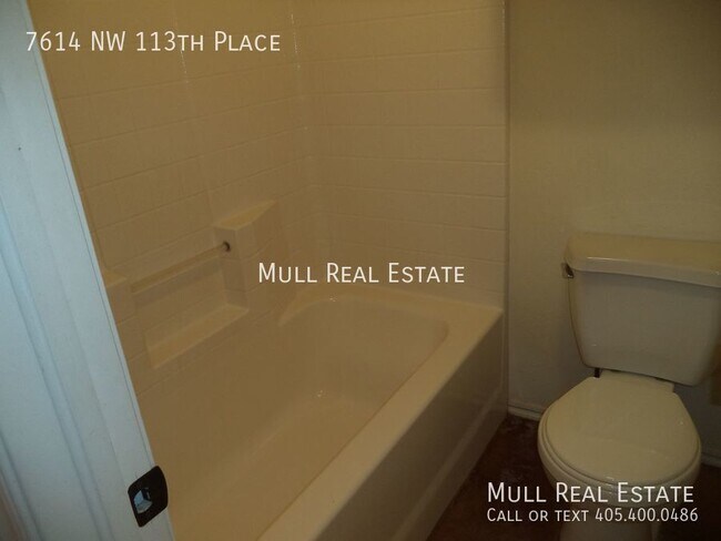 Foto del edificio - Nice half duplex in the Roxboro Addition