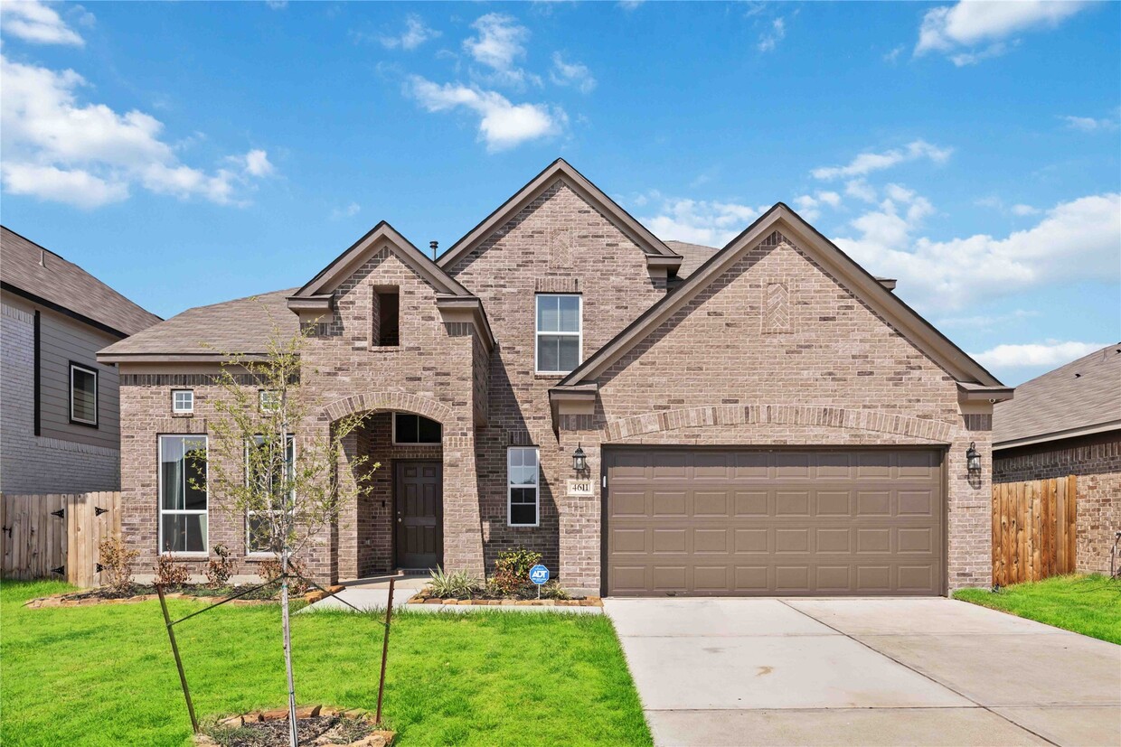 Primary Photo - 4611 Hronas Dr