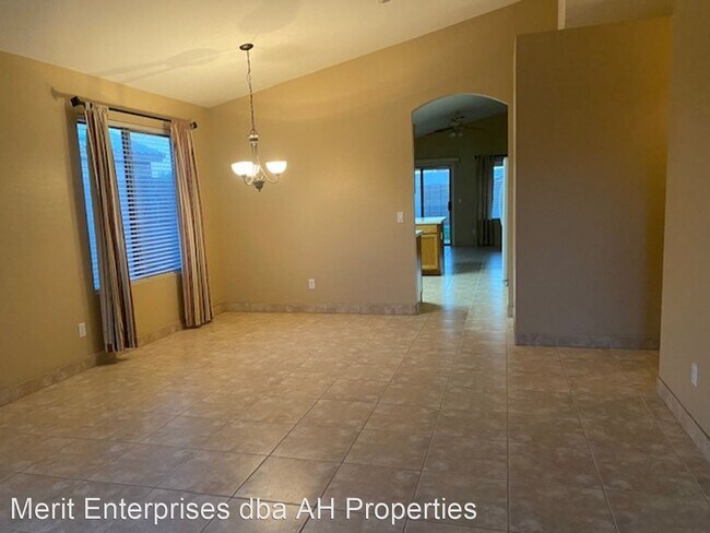 Foto del edificio - 3 br, 2 bath House - 11059 E DELTA AVE