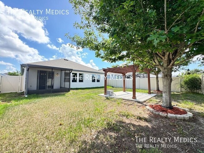 Building Photo - 308 Blue Cypress Dr