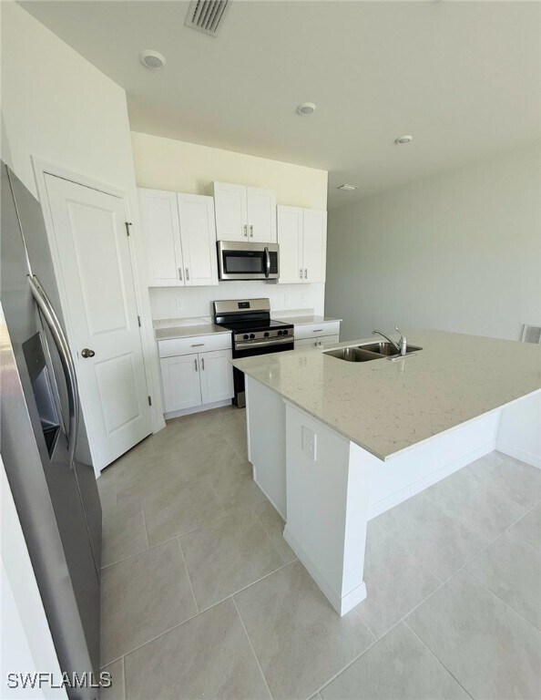Building Photo - 17651 Paradiso Wy