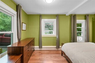 Building Photo - 570 Spencer Rd