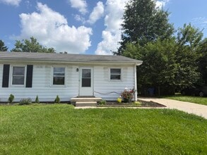 Building Photo - 3230 Aqueduct Dr