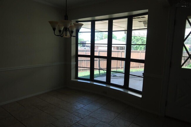 Building Photo - 4601 Misty Valley W