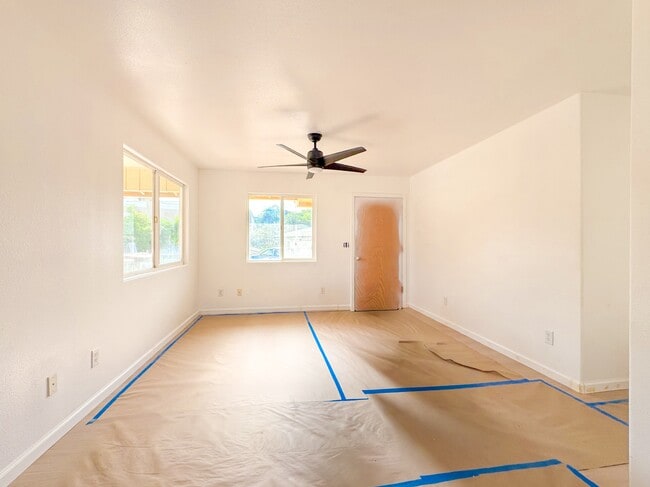 Building Photo - 432 Aleo Pl