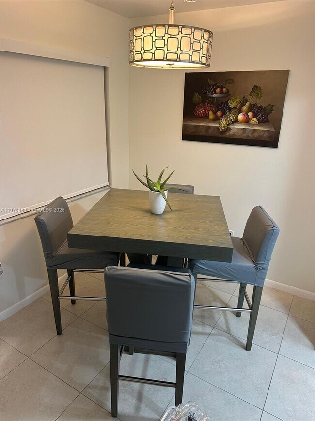 Foto del edificio - 7401 NW 16th St