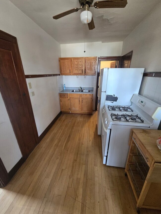 Foto del edificio - 1014 E Prairie Ave