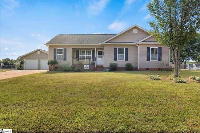 Building Photo - 602 Delward Way