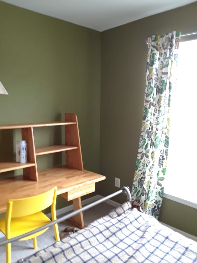 Foto del edificio - 1982 Brooke Farm Ct