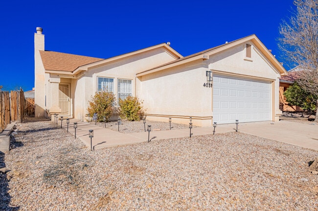 Building Photo - 4031 Cresta Park Ave NW