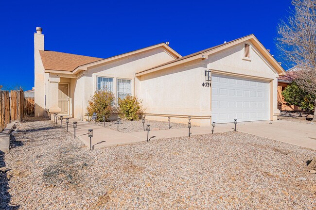 Foto del edificio - 4031 Cresta Park Ave NW