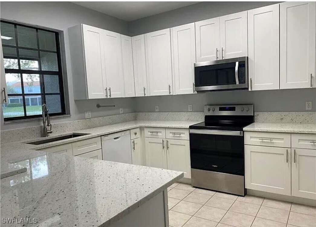 Foto principal - 14712 Sutherland Ave