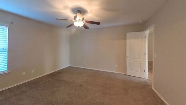 Foto del edificio - Yukon 4 Bed