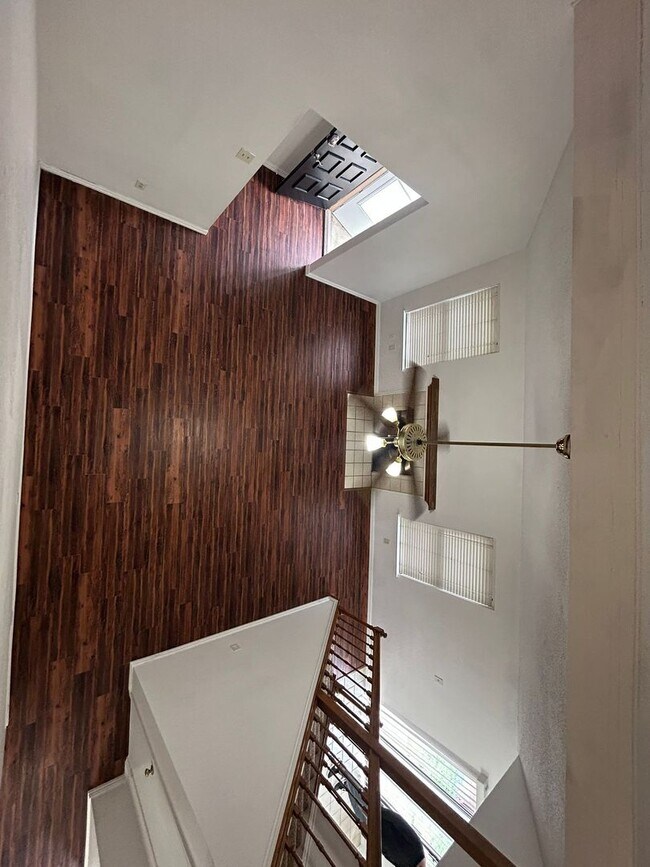 Foto del edificio - 1305 White Lake Dr