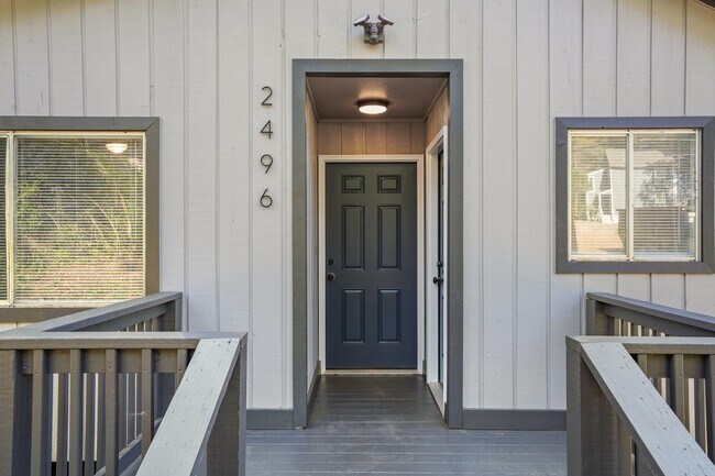 Foto del edificio - 2496 Dundee Dr