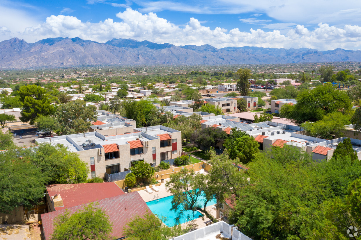 Columbus Village Apartments Tucson Az