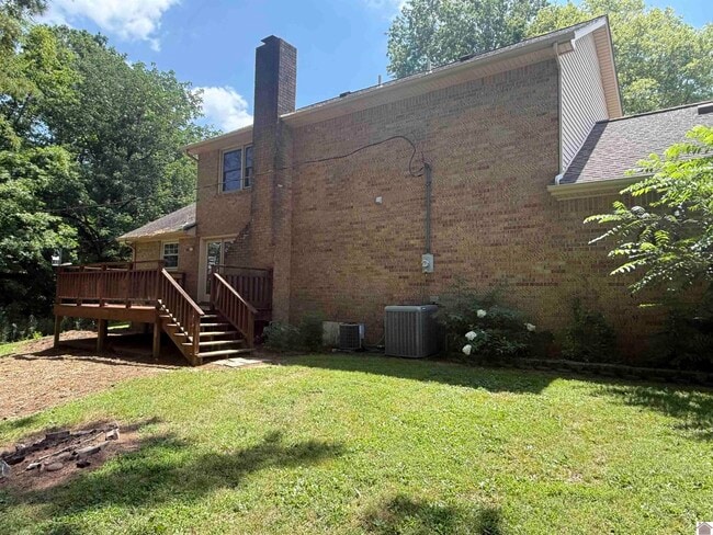 Building Photo - 5935 Merrydale Dr