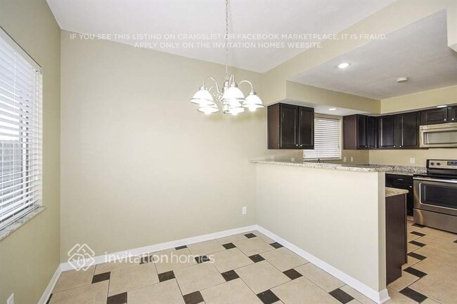 Building Photo - 3741 Linsbury St