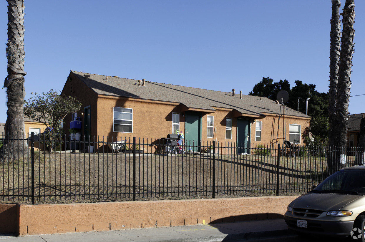 Primary Photo - 299-312 Willie James Jones Ave