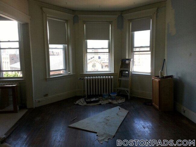 Foto del edificio - 1167 Boylston St