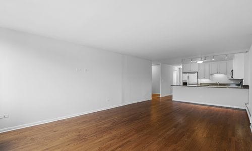 Building Photo - 1320 N Dearborn St