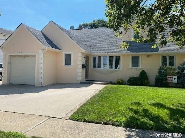 Foto principal - 260 Mill Rd