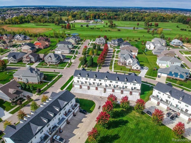 Foto del edificio - 53462 Champlain St