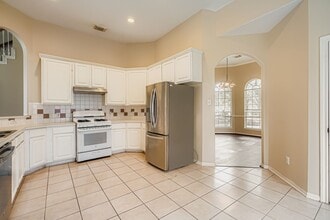 Building Photo - 14906 White Forge Ln