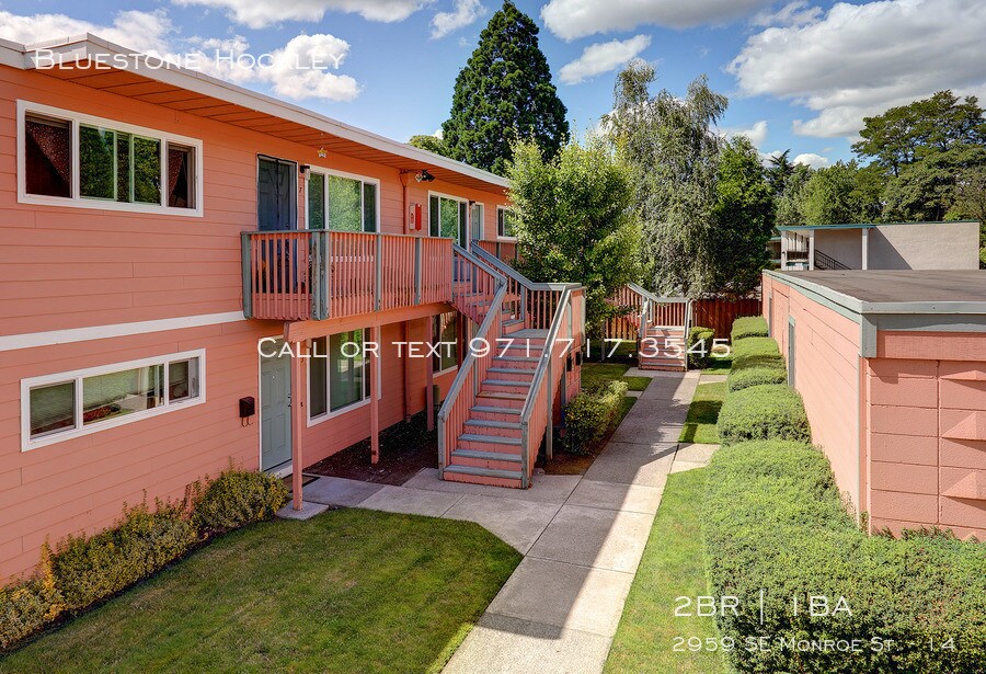 Foto principal - 2959 SE Monroe St