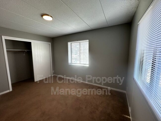 Foto del edificio - 1648 N 56th St