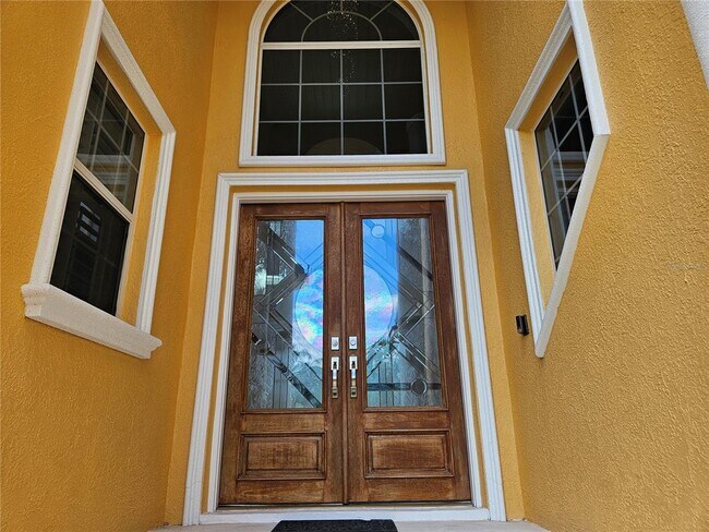 Building Photo - 934 Symphony Isles Blvd