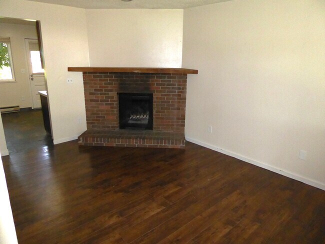Foto del edificio - 1701 Erin Ct