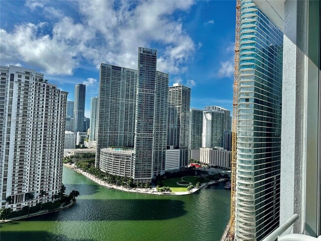 Building Photo - 325 S Biscayne Blvd