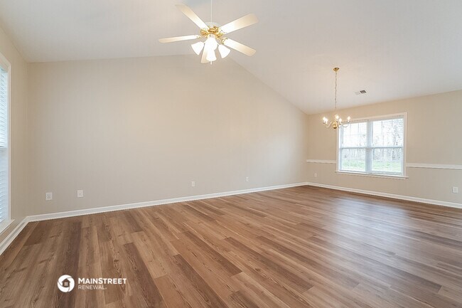 Foto del edificio - 5405 Bradburn Dr