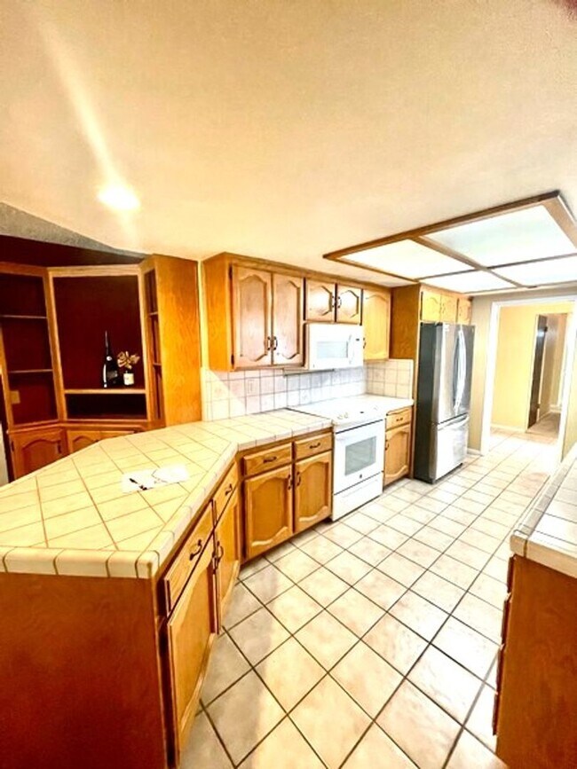Foto del edificio - Coming Soon !!! Pet friendly house in Orcutt