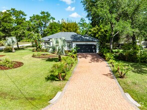 Building Photo - 27351 Golf Course Loop