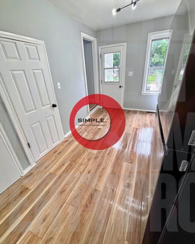 Foto del edificio - 834 Nicolls St